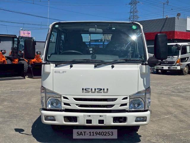 Isuzu ELF TRUCK 2016-11 6904682-3
