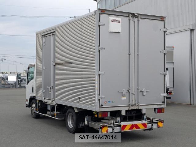 Isuzu ELF TRUCK 2018-02 6904645-2