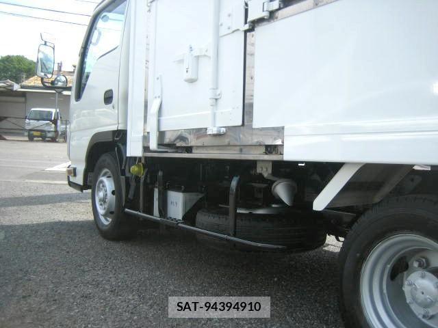 Isuzu ELF TRUCK 2017-03 6904690-13