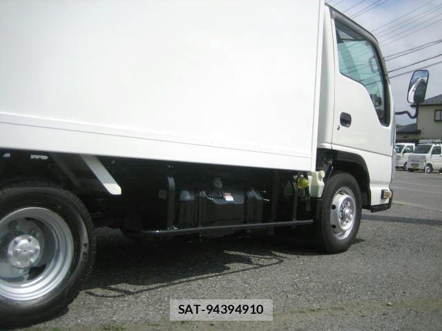 Isuzu ELF TRUCK 2017-03 6904690-15