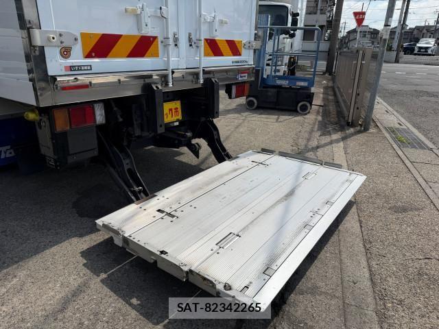 Isuzu ELF TRUCK 2021-03 6904680-7