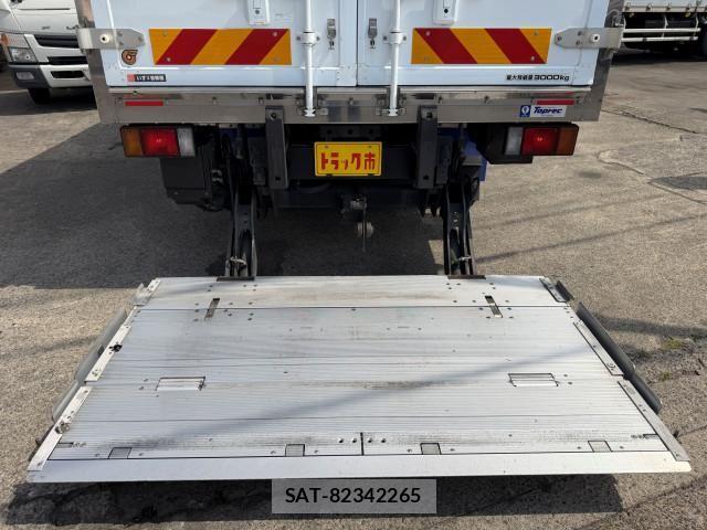 Isuzu ELF TRUCK 2021-03 6904680-8