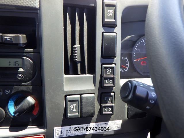 Isuzu ELF TRUCK 2017-07 6904674-15