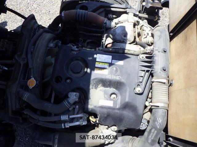 Isuzu ELF TRUCK 2017-07 6904674-27