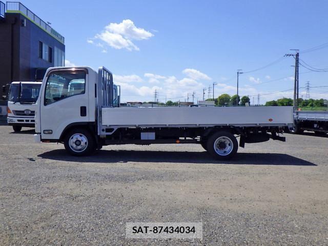 Isuzu ELF TRUCK 2017-07 6904674-3