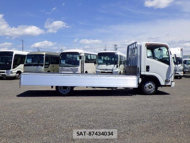 Isuzu ELF TRUCK 2017-07 6904674-7