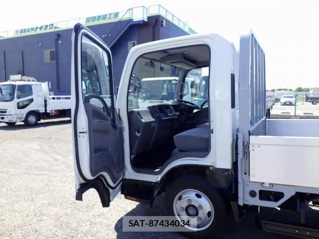 Isuzu ELF TRUCK 2017-07 6904674-8