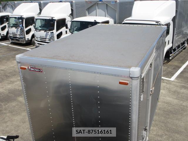 Isuzu ELF TRUCK 2021-07 6904662-11