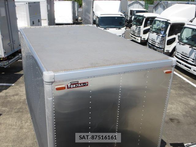 Isuzu ELF TRUCK 2021-07 6904662-12