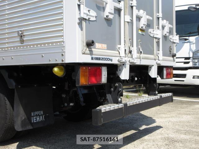 Isuzu ELF TRUCK 2021-07 6904662-20