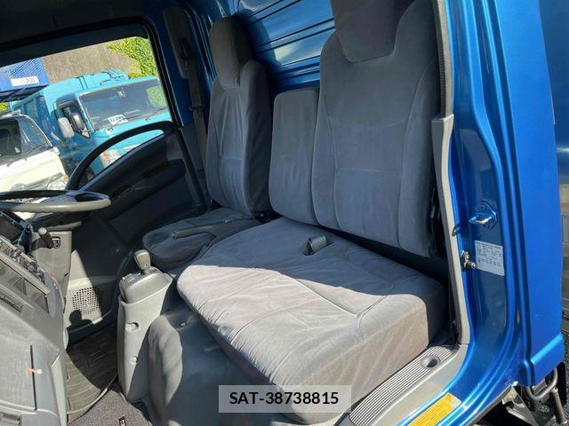 Isuzu ELF TRUCK 2012-07 6904668-22