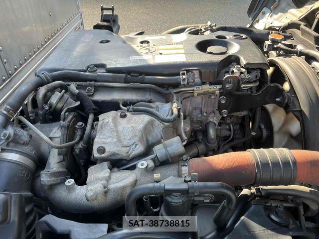 Isuzu ELF TRUCK 2012-07 6904668-23