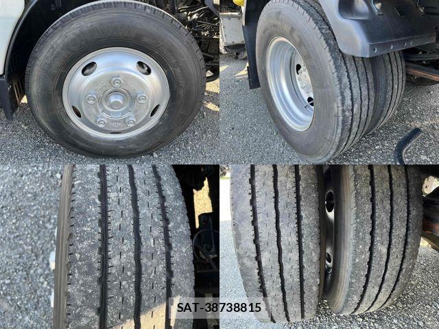 Isuzu ELF TRUCK 2012-07 6904668-28