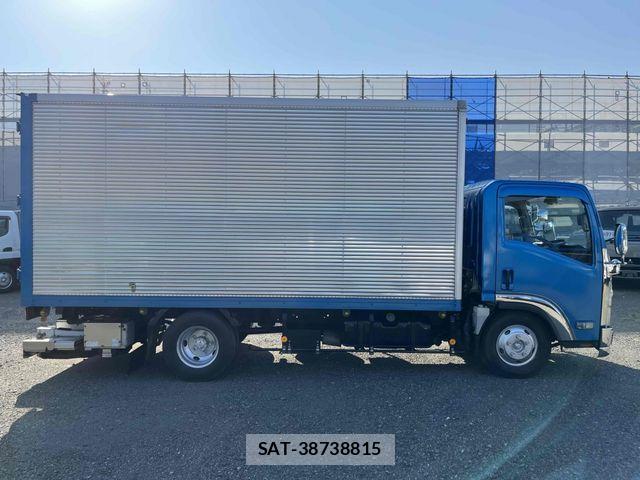 Isuzu ELF TRUCK 2012-07 6904668-2