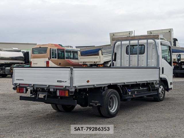 Isuzu ELF TRUCK 2021-03 6904652-3