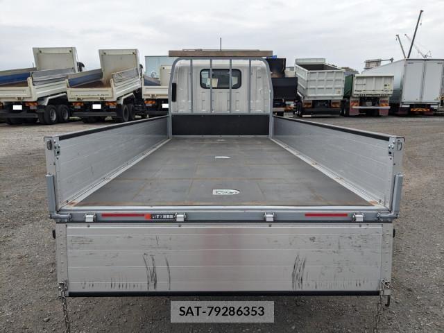 Isuzu ELF TRUCK 2021-03 6904652-7