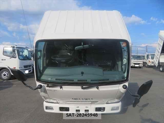 Isuzu ELF TRUCK 2020-04 6904636-9