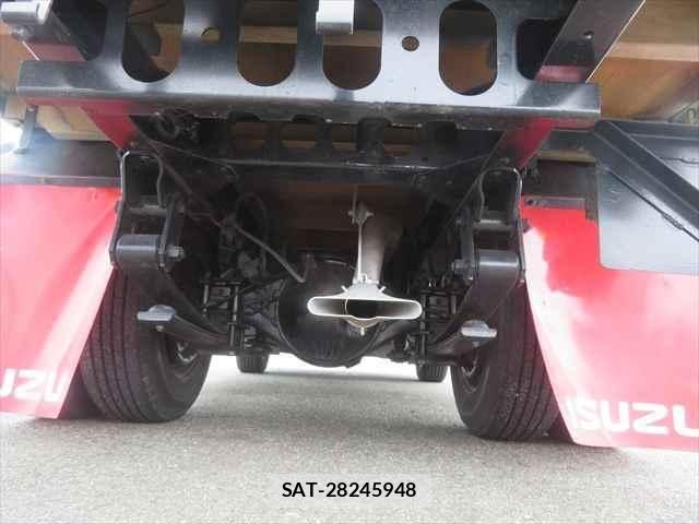 Isuzu ELF TRUCK 2020-04 6904636-19