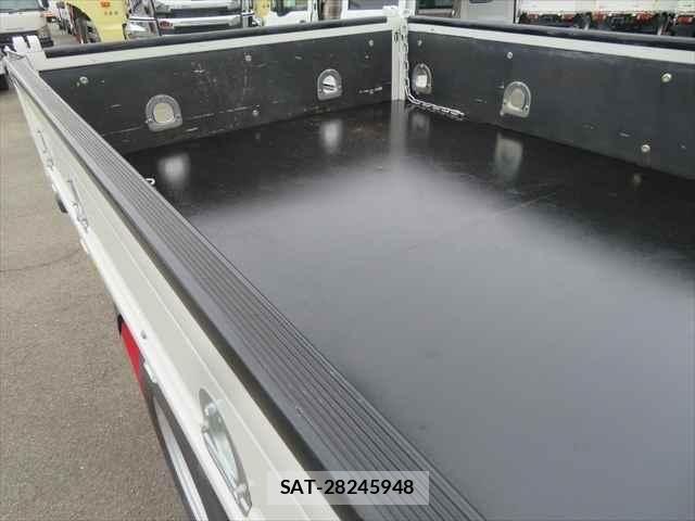 Isuzu ELF TRUCK 2020-04 6904636-22