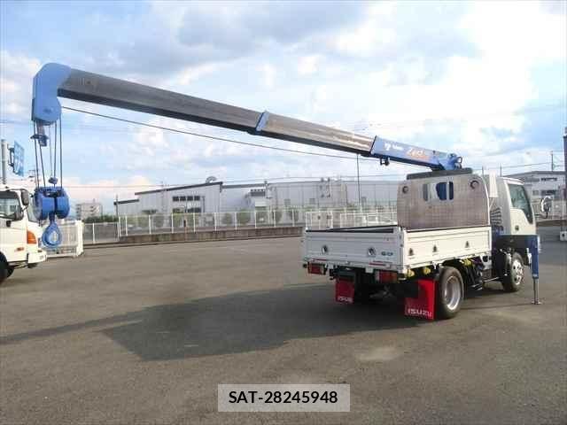 Isuzu ELF TRUCK 2020-04 6904636-27