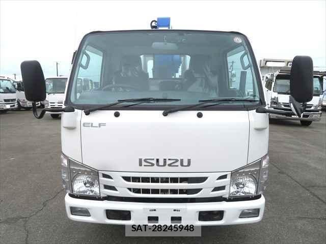 Isuzu ELF TRUCK 2020-04 6904636-2