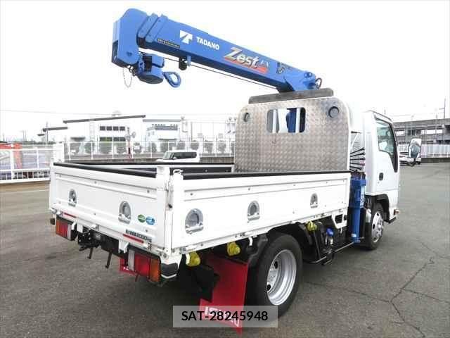 Isuzu ELF TRUCK 2020-04 6904636-5
