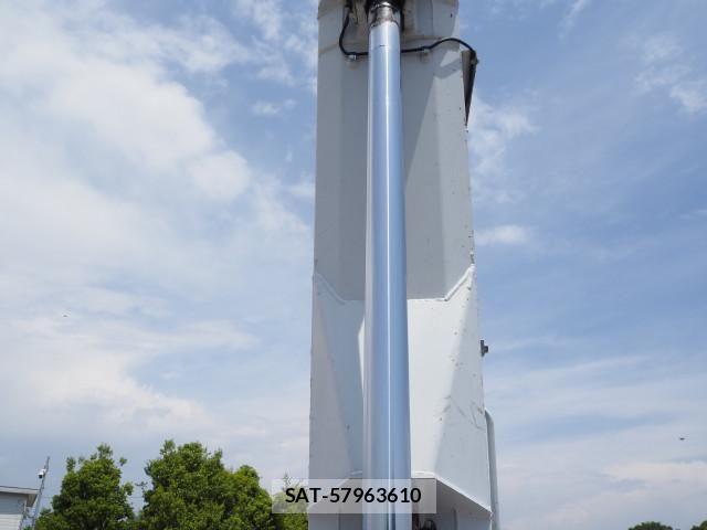 Isuzu ELF TRUCK 2013-08 6904704-12