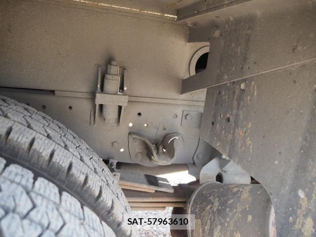 Isuzu ELF TRUCK 2013-08 6904704-22