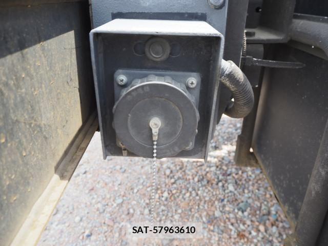 Isuzu ELF TRUCK 2013-08 6904704-25