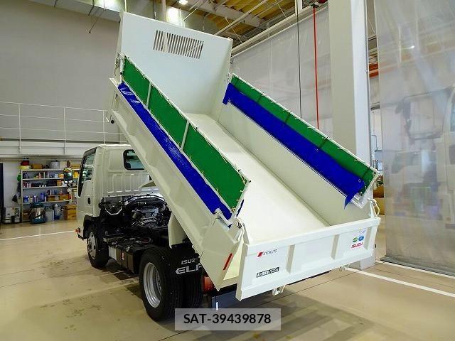 Isuzu ELF TRUCK 2024-09 6904635-25