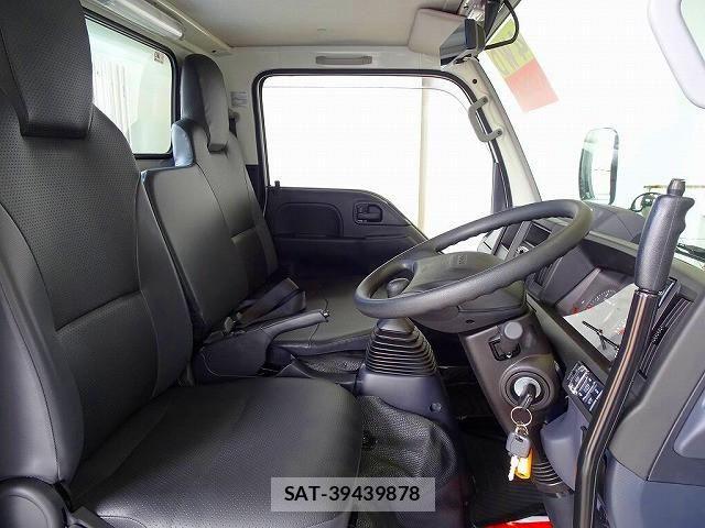 Isuzu ELF TRUCK 2024-09 6904635-5