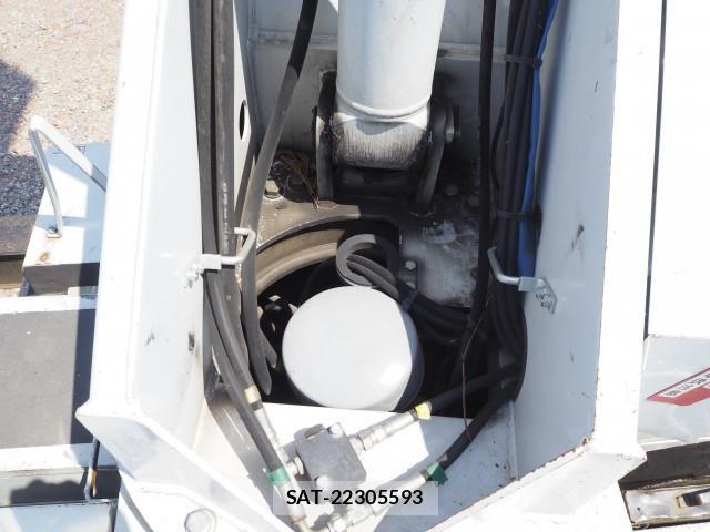 Isuzu ELF TRUCK 2013-12 6904681-13