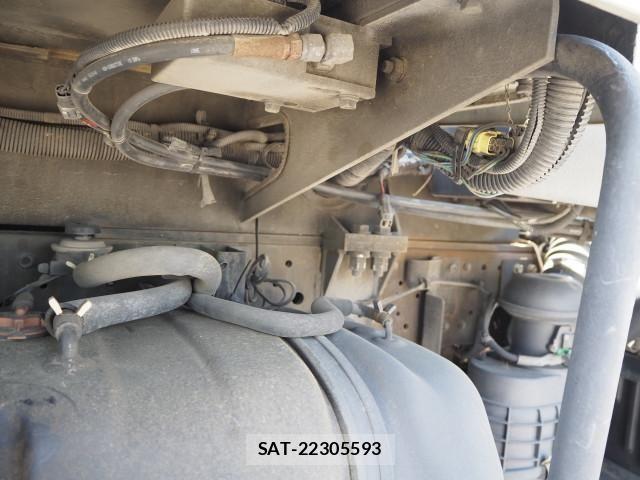 Isuzu ELF TRUCK 2013-12 6904681-22