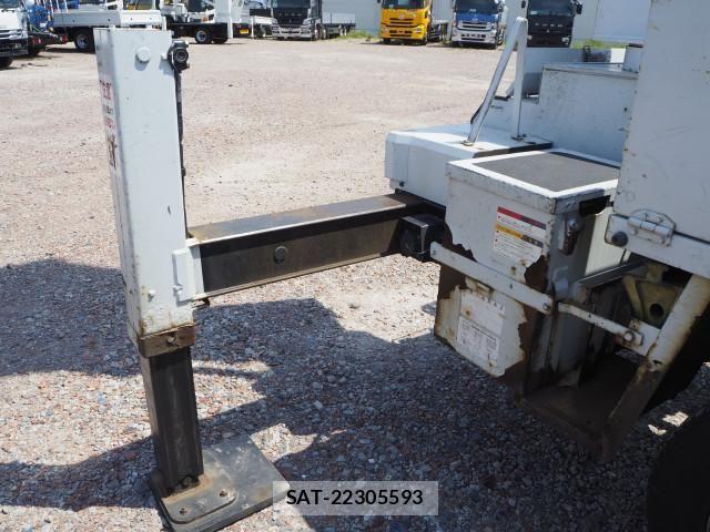 Isuzu ELF TRUCK 2013-12 6904681-27