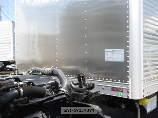 Isuzu ELF TRUCK 2018-12 6904661-13