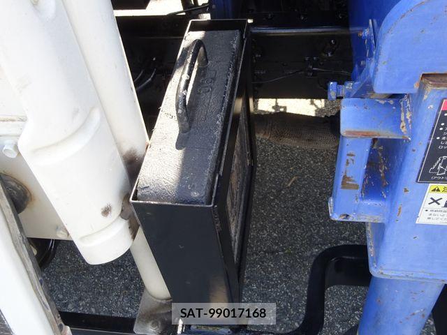 Isuzu ELF TRUCK 2015-07 6904653-16