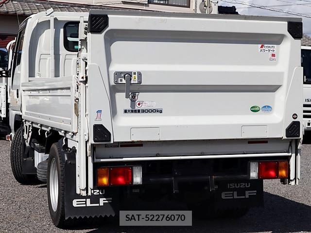 Isuzu ELF TRUCK 2017-07 6904658-1