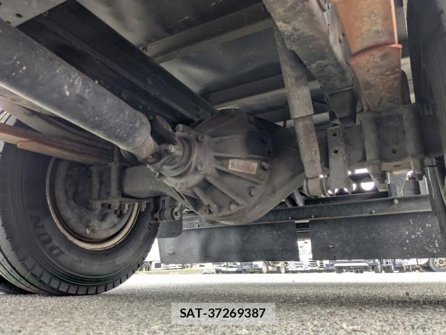 Isuzu ELF TRUCK 2018-02 6904656-10