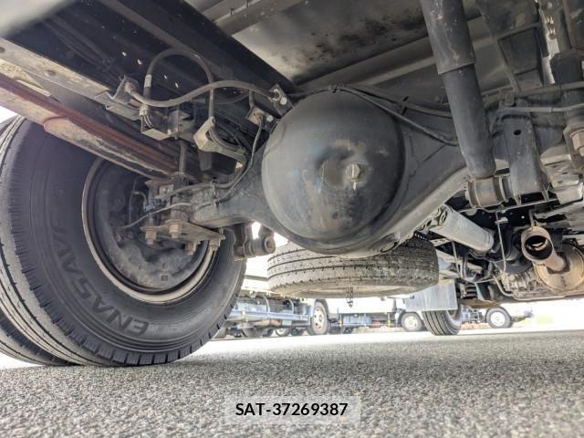 Isuzu ELF TRUCK 2018-02 6904656-15