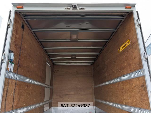 Isuzu ELF TRUCK 2018-02 6904656-19