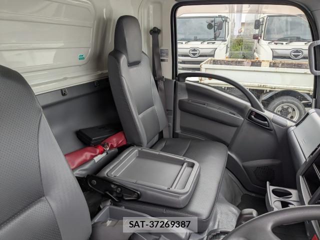 Isuzu ELF TRUCK 2018-02 6904656-26