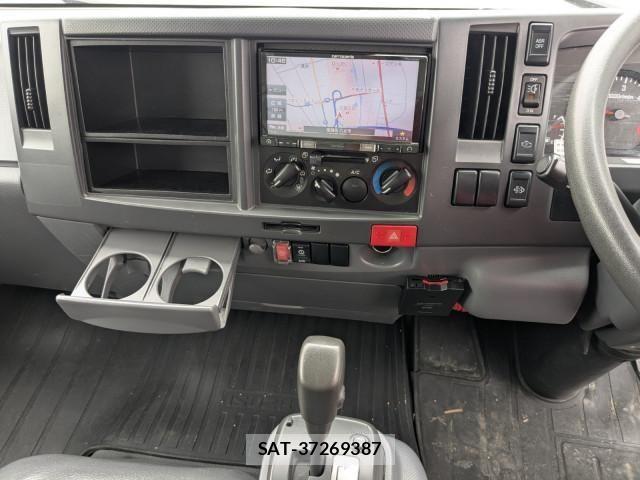 Isuzu ELF TRUCK 2018-02 6904656-27