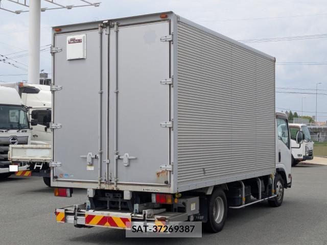 Isuzu ELF TRUCK 2018-02 6904656-3
