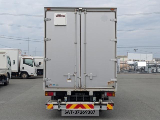 Isuzu ELF TRUCK 2018-02 6904656-6