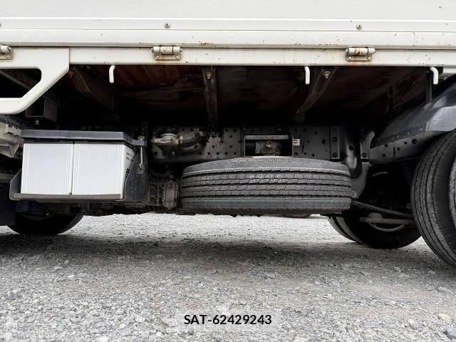 Isuzu ELF TRUCK 2014-03 6904705-9