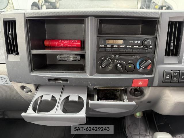 Isuzu ELF TRUCK 2014-03 6904705-17