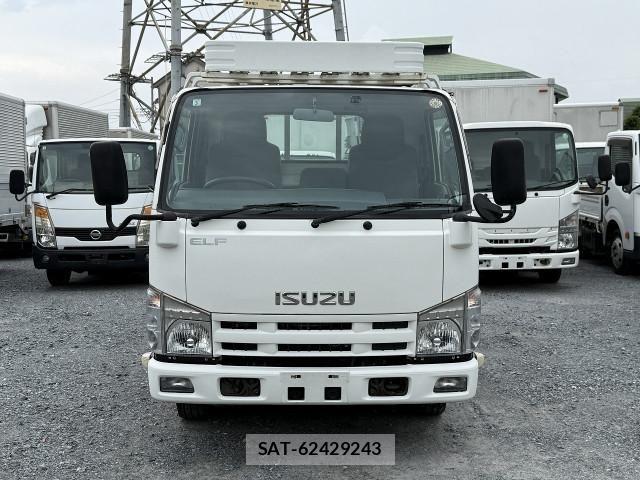 Isuzu ELF TRUCK 2014-03 6904705-2