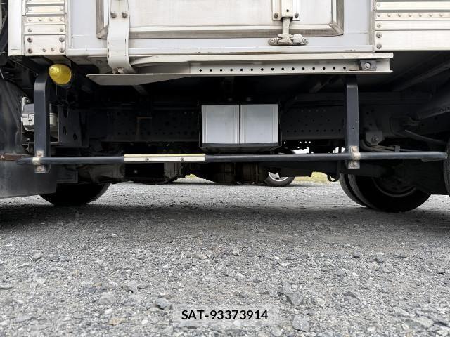 Isuzu ELF TRUCK 2014-01 6904710-9