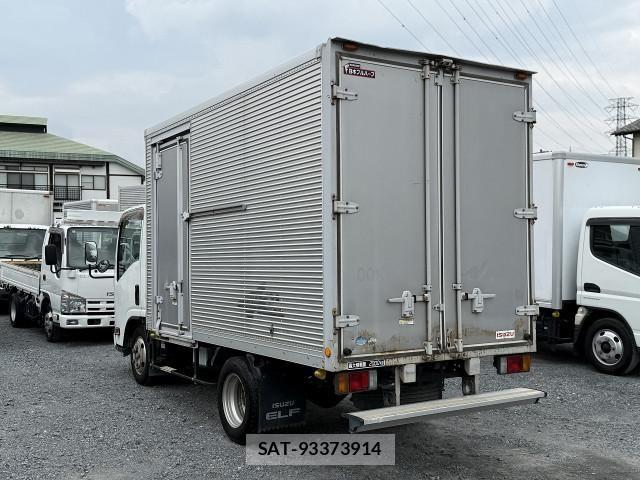 Isuzu ELF TRUCK 2014-01 6904710-27