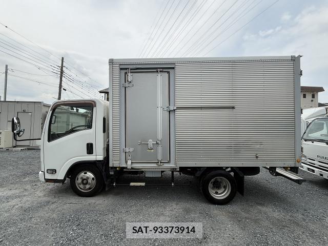 Isuzu ELF TRUCK 2014-01 6904710-2